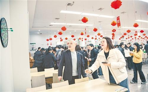 中原银行商丘分行弘扬传统文化 展现职工风采